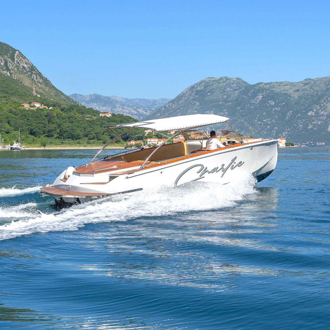 Prilagodi svoju privatnu turu gliserom / Kotor